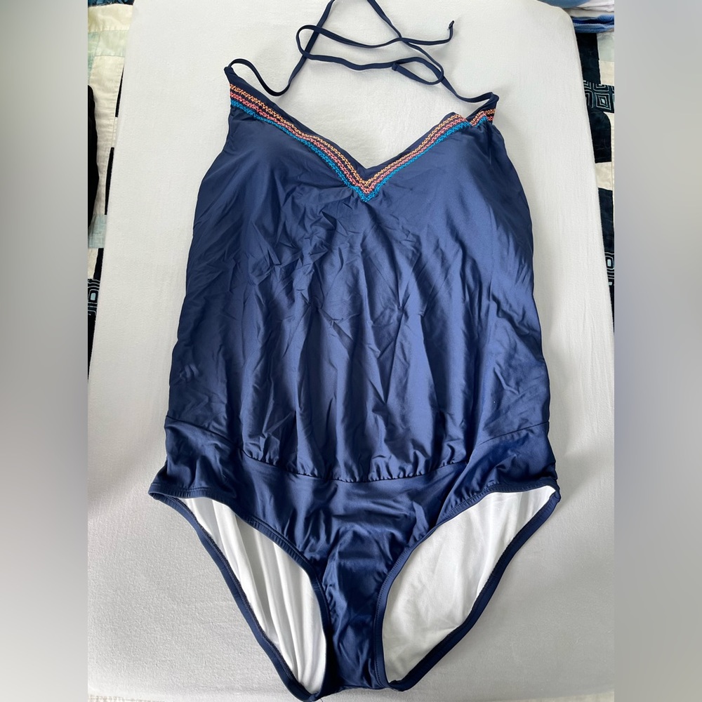 NWOT Maternity swimsuit, still has plastic crotch lining, never used.